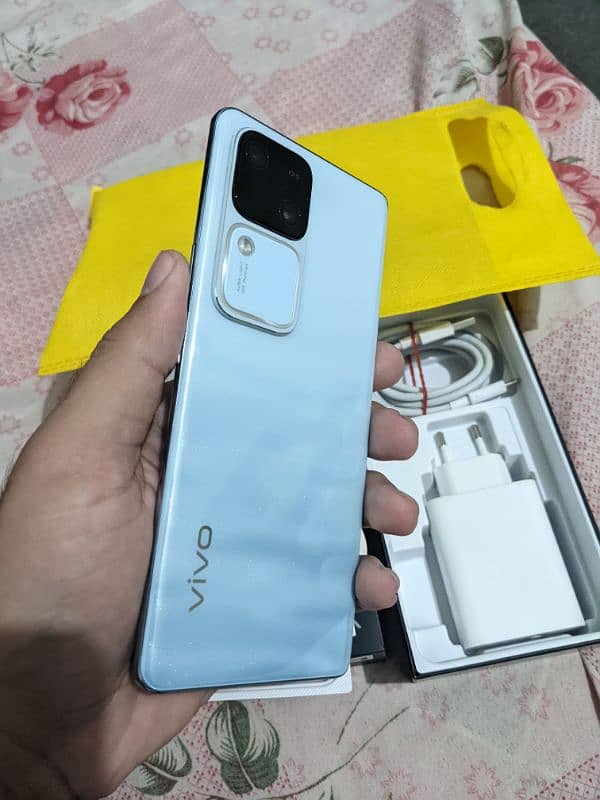 Vivo V30 5G like New just Box open 3