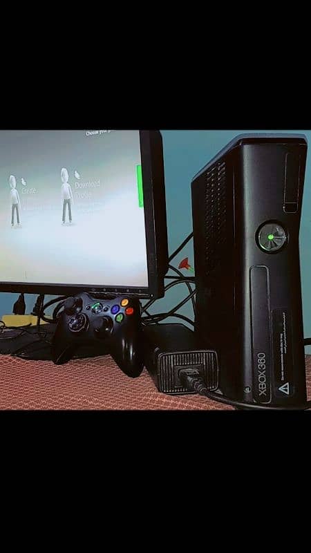 Xbox 360 Slim 320 GB Hard Drive 0