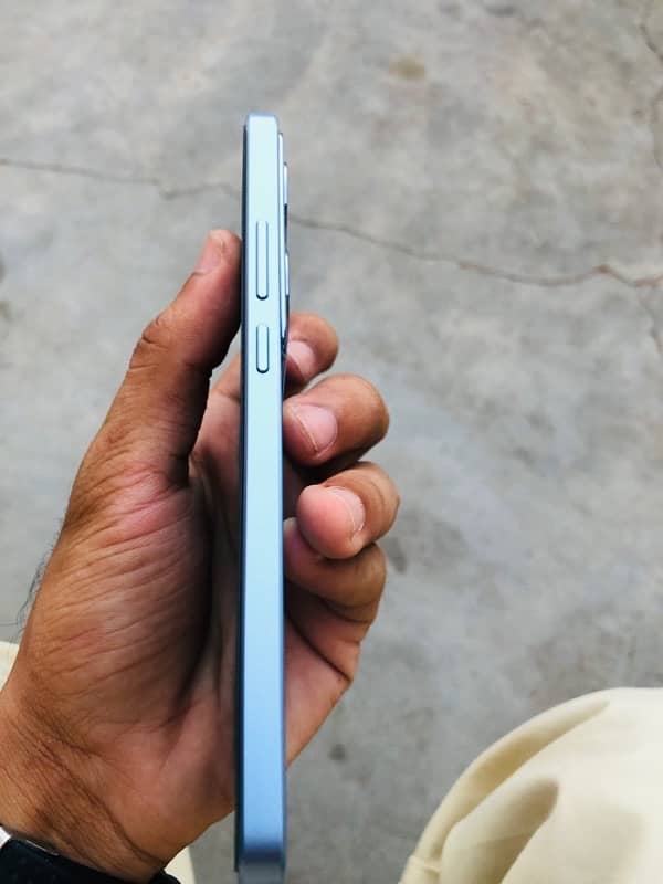 oppo reno 11f 5G 8/256 3