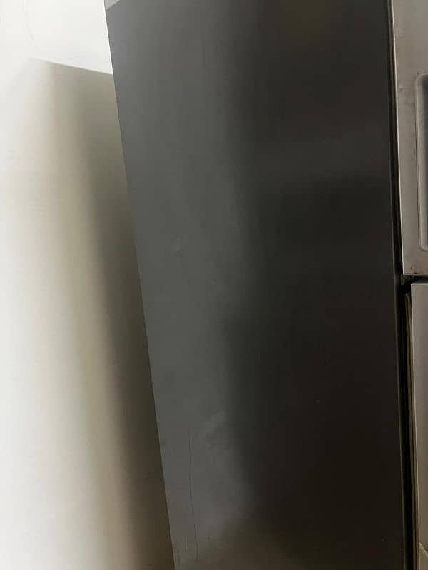 Haier REFRIGERATOR 15 CFT. HRF 382(GLASS DOOR) 4