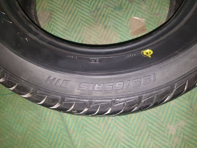 ORIGINAL DUNLOP 195/65/R15 JAPAN TYRE 5