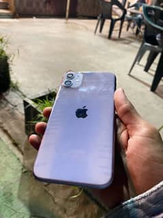 iPhone 11 9/10