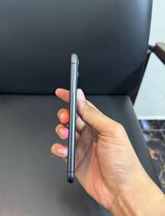 Iphone 11 64 GB NON PTA ( Factory Unlocked) Urgent Sale 0