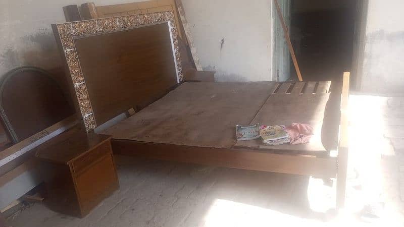 solid wooden bed 1