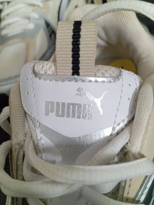 PUMA JOGGERS BRAND NEW FOR LADIES. 2