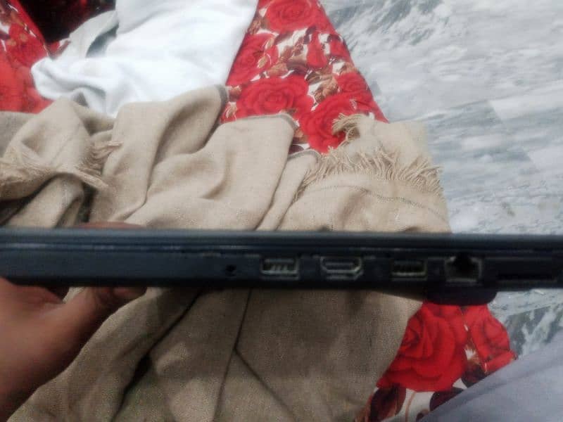 Lenovo Thinkpad 20JNSOE100 i5 6th Generation Touchscreen 8/256 GB 5