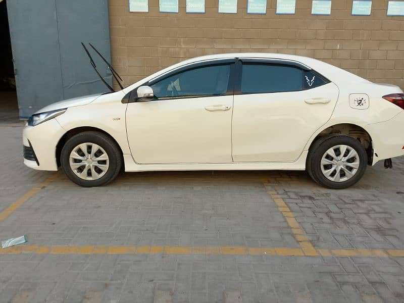 Toyota Corolla XLI 2018 10