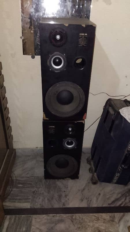 YAMAHA speakers 10 inch 1