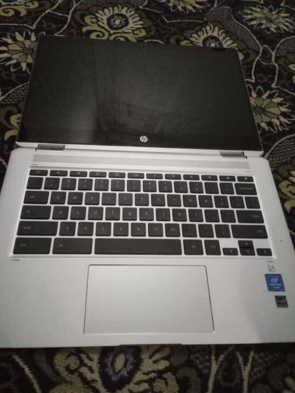 HP Chromebook 14 G 1 x360 with touch screen 6