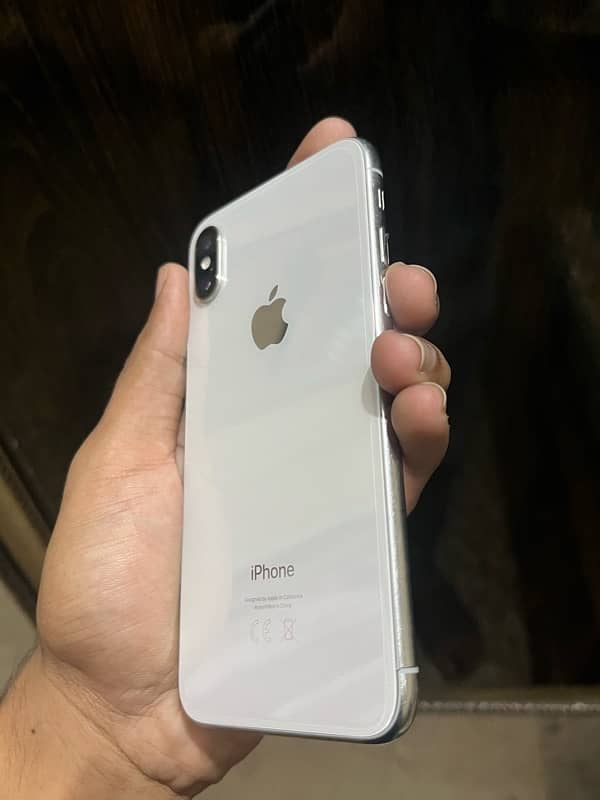 I phone x pta approved condition 10/9 64 gb battery healt 79 3