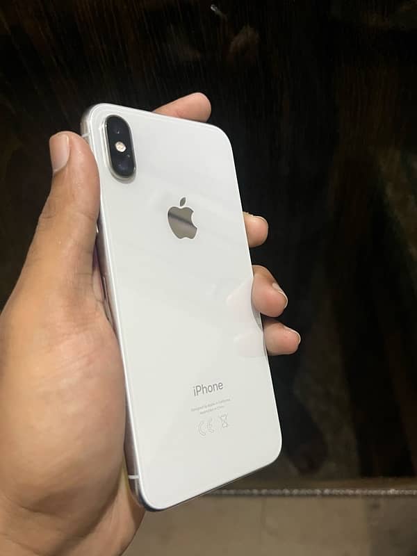 I phone x pta approved condition 10/9 64 gb battery healt 79 5