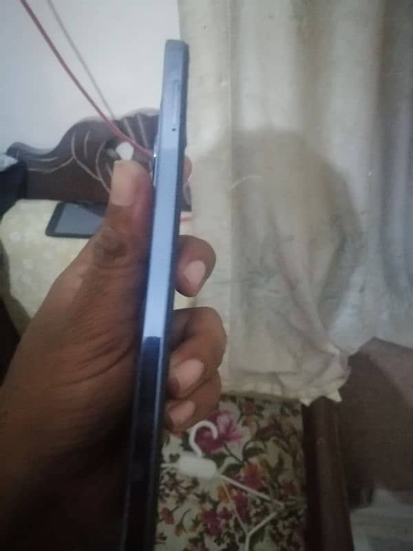 Infinix Hot 40 8/256 2