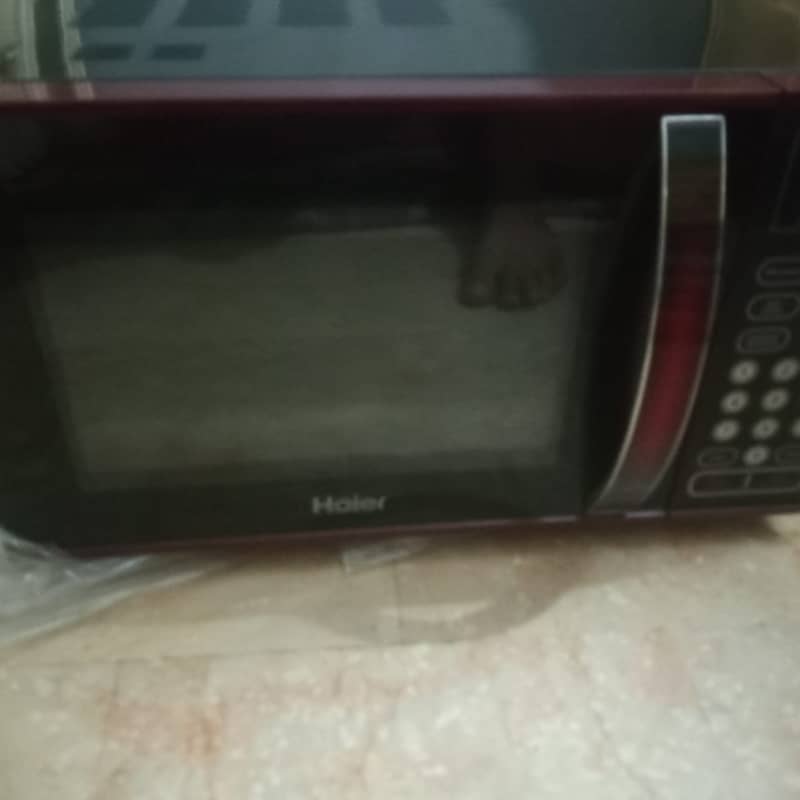 microwave  oven 10,000 brand new never use 3