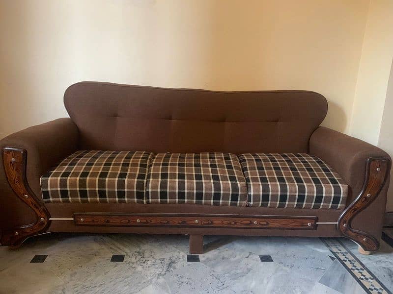 Sofa Set In Good Condition 1