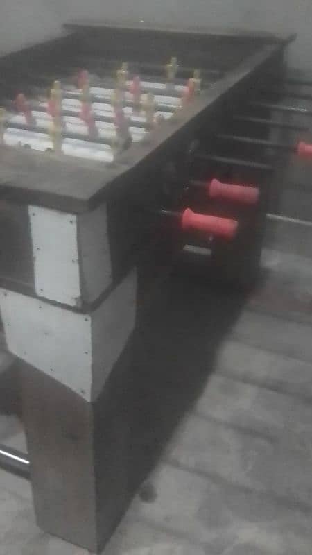 New badwa  Game for sale in lahore condition 10/10  table sooccer game 2