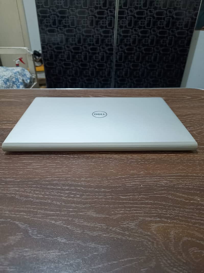 Dell Inspiron 5502 core i5 11 Generation 15.6" 2