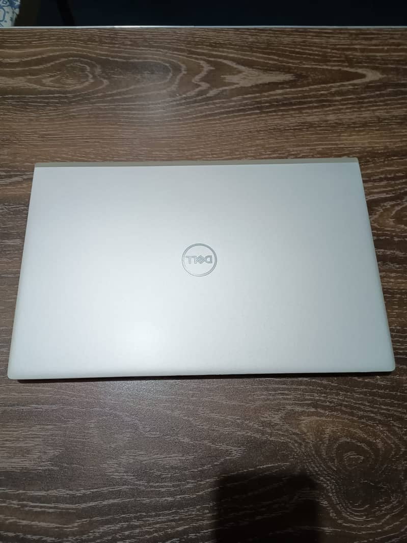 Dell Inspiron 5502 core i5 11 Generation 15.6" 3