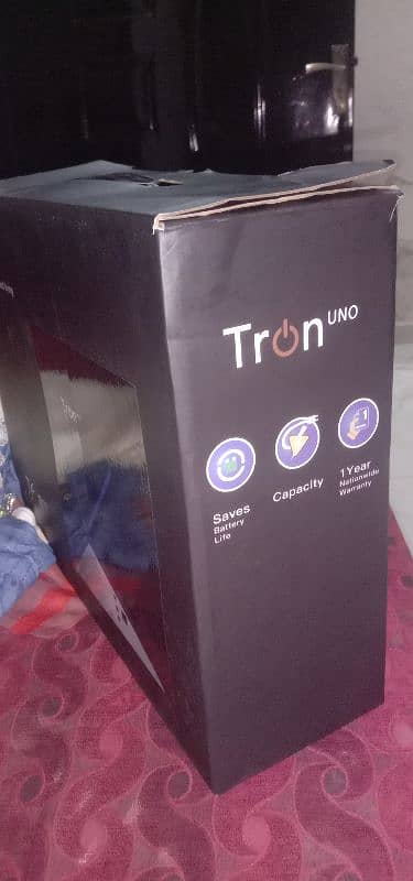 ups Tron uno 1