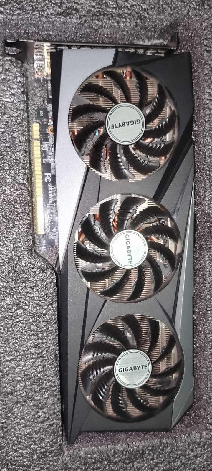 RTX 3060 ti (read description) little issue Price Negotiable. 2