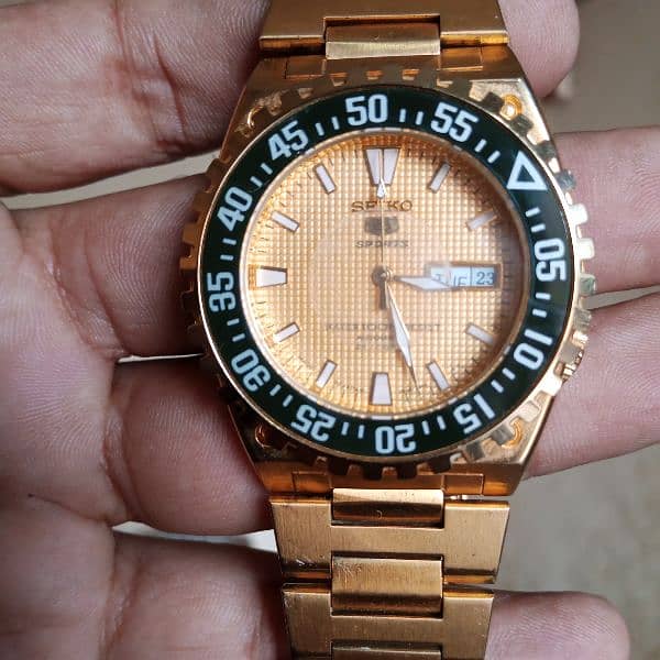 95 condition seiko sports watch 0