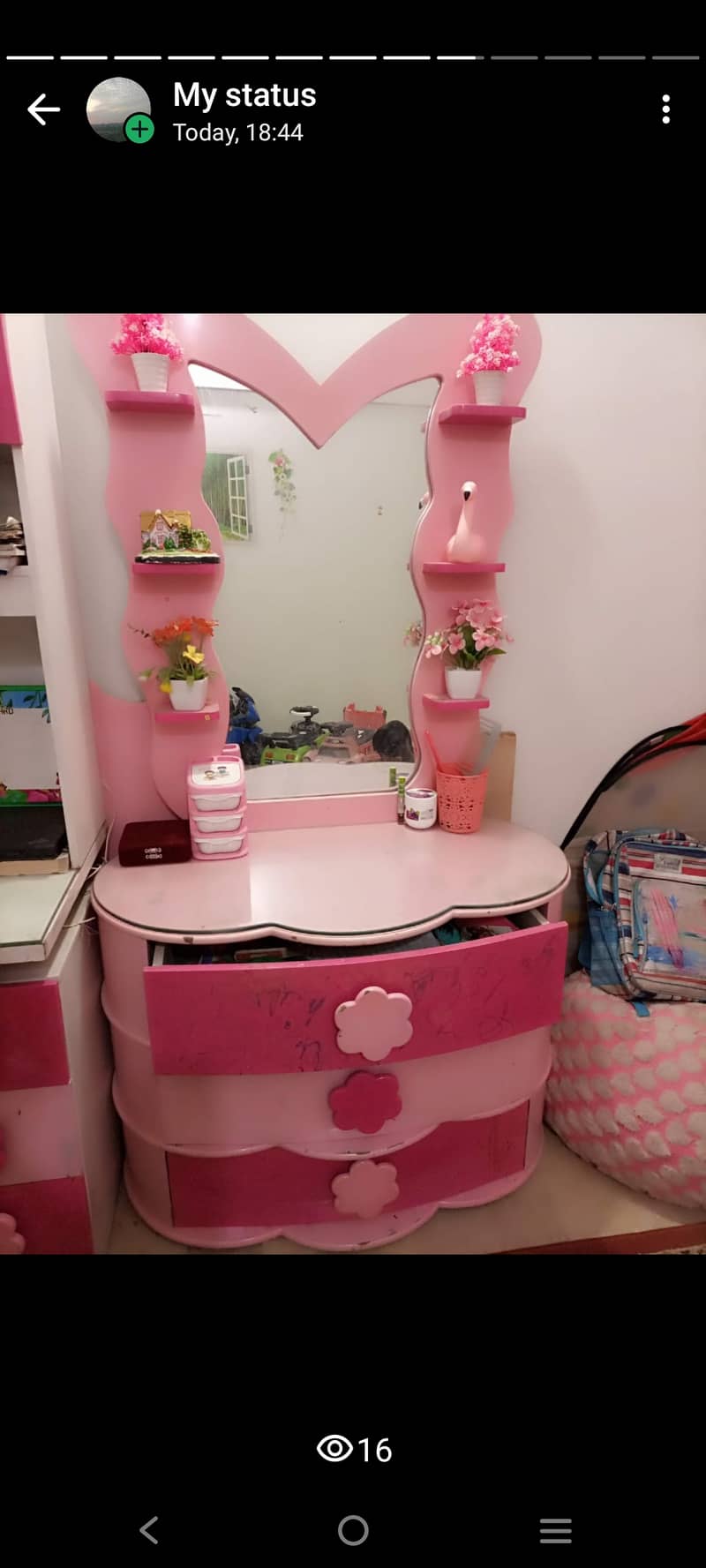 Girls beautiful bedroom set in very very reasonable price 1