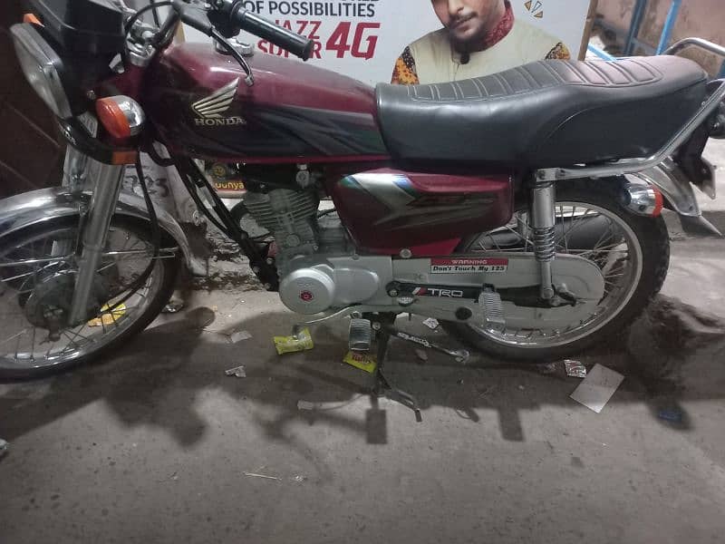 Honda 125 2023 3