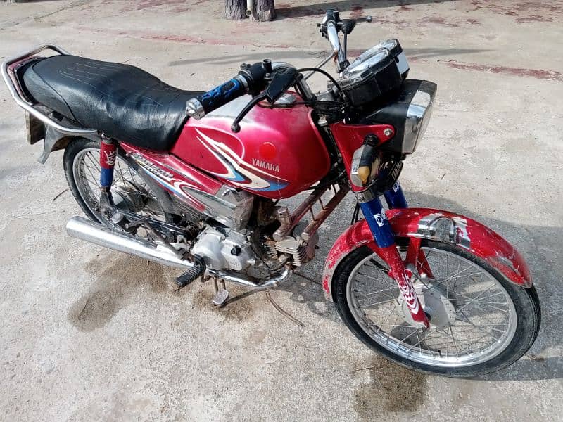 Yamaha japanese 2010 swabi no. new condition zabardast 2