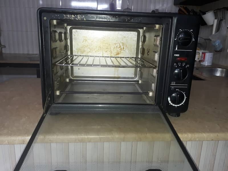 Microwave oven / grilled oven 2