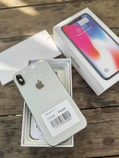 iphone x with complete box 0340=69=50=368 whatsapp number