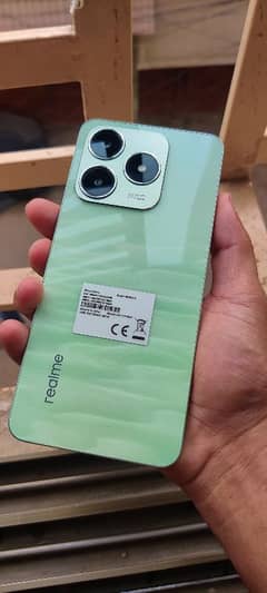 Realme C63