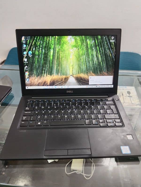 Dell latitude 7280 i5 6th generation 8gb Ram 256 gb 0