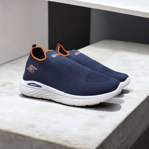 New Men's casual skechers 2