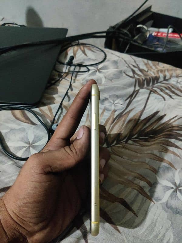 iphone xr 64gb non pta fu 2