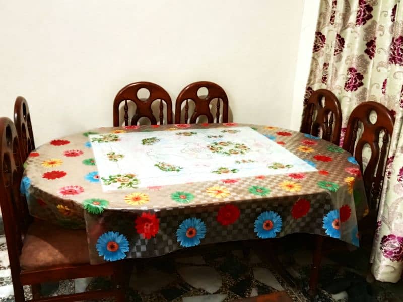 Dining table are used condition 10/10 0