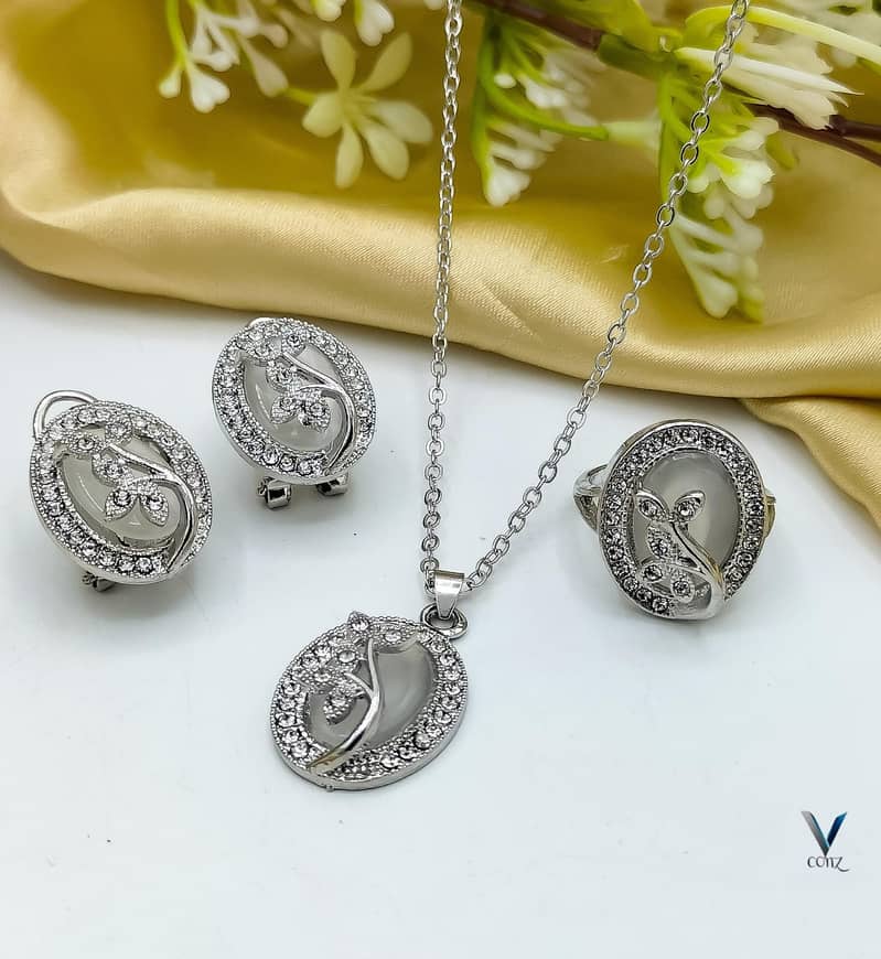 Fancy China Marble stone locket Set with Ring 0