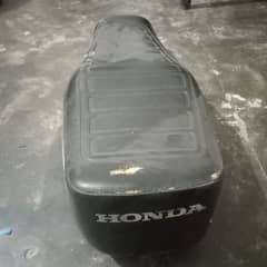 Honda 125 Seats