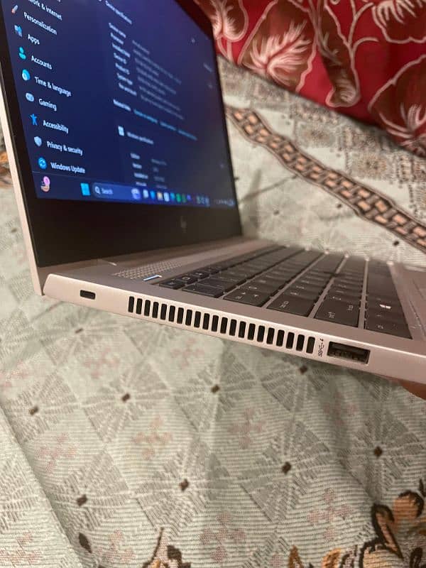 HP Elitebook 830 G5 3