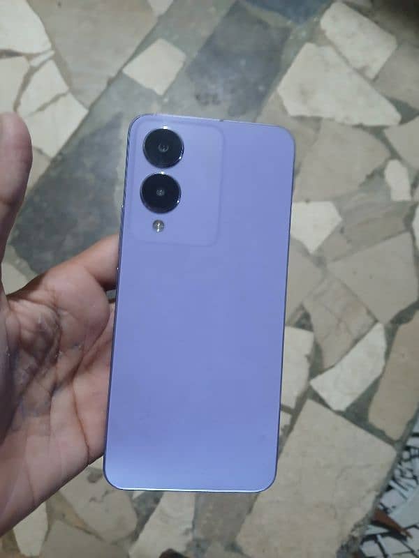 vivo y17s 8