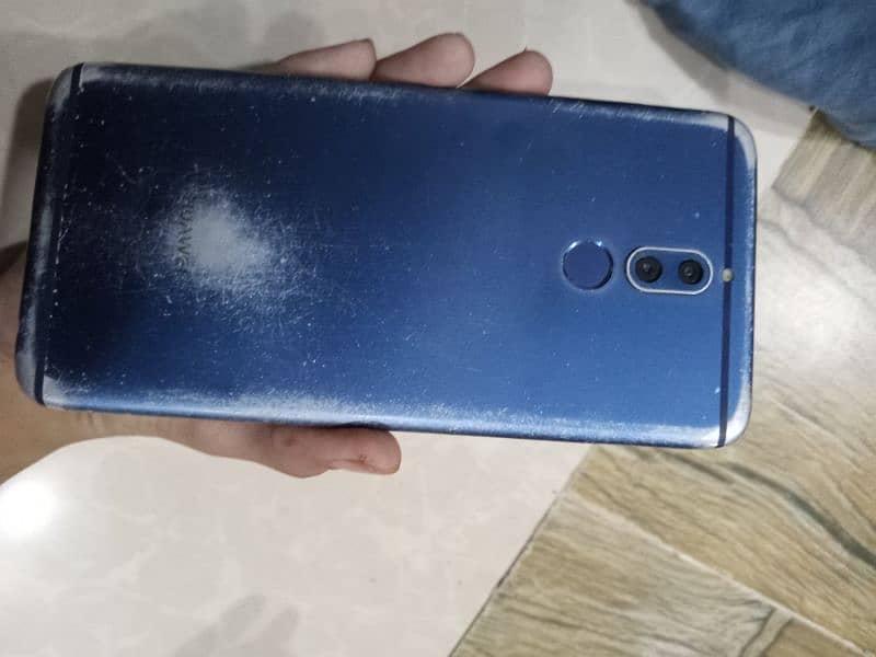 Huawei 4 64 used 1 2 black dot hai baki chal na mein sai hai bilkul ok 0