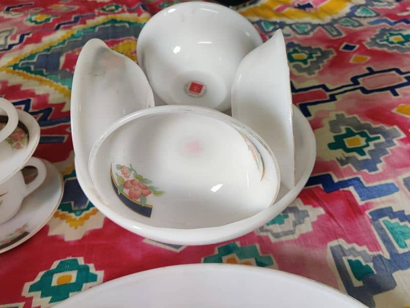 Dinner set 8