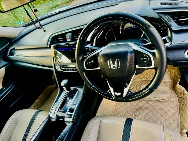 Honda Civic Oriel 2018 7