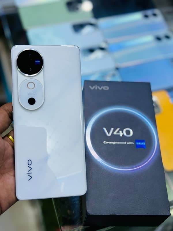 vivo V40 just Boxx open 03410706758 1