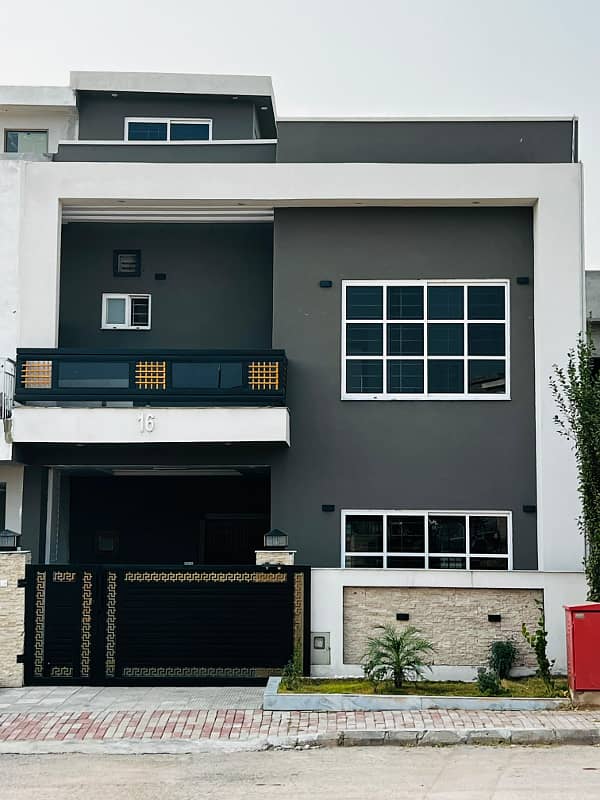 Sector i 5 Marla Brand New House ParkFace A+ Excellent Construction Quality Sunfacing House Available For Sale 26