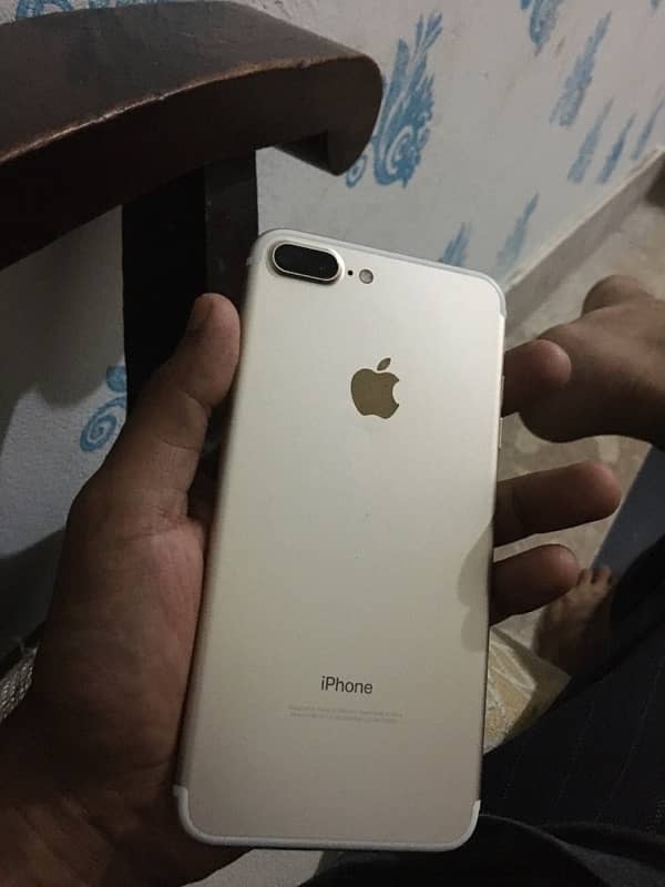 iPhone 7 Plus  256 7