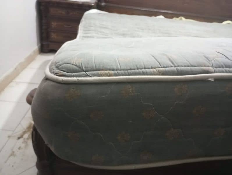 King size master spring mattress 1