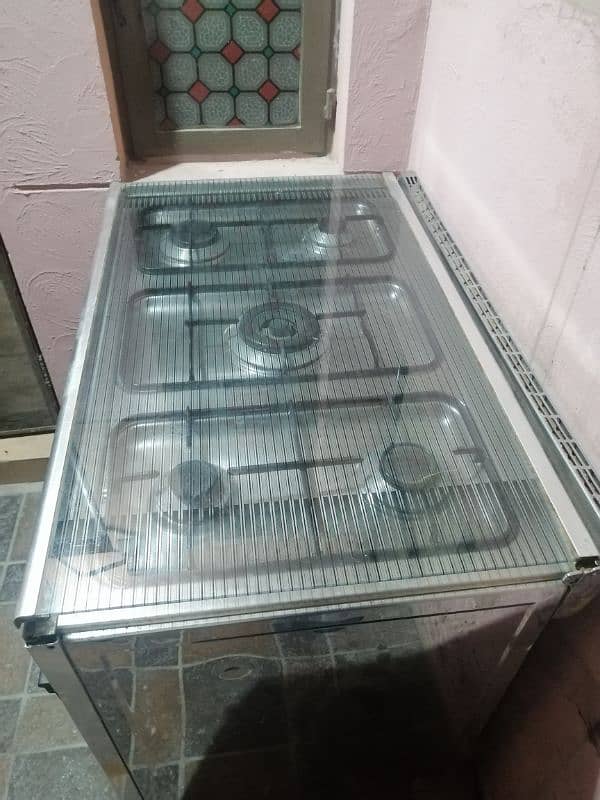 Imported Techno Gas Oven. . New one price is 185 K 0