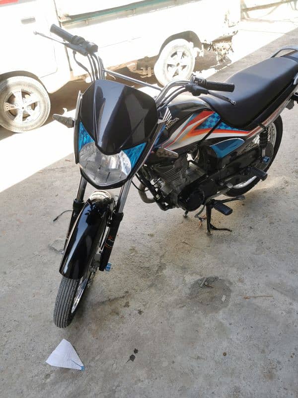 Honda 125 Dream For sel pindi nmbr smart card boke ma kisam ka kam ni 2