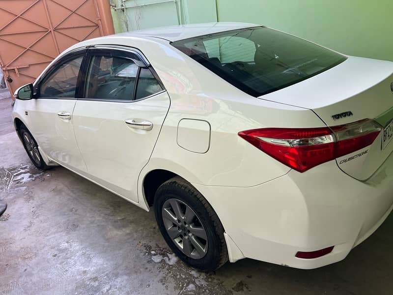 Toyota Corolla Altis 2016 1