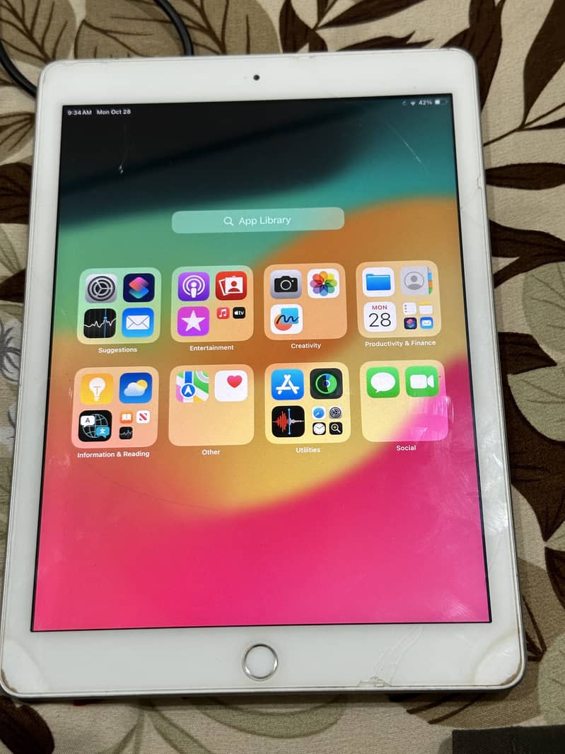 Ipad 6th Genration 32GB 4