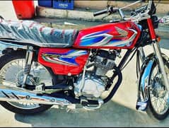 honda 125 2023 model ha full genuine ha only 200 km chali ha